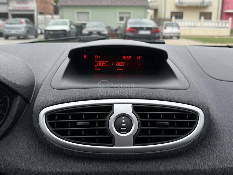 Renault Clio 1.2b NOV
