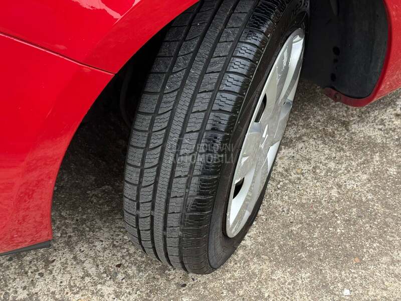 Renault Clio 1.2b NOV