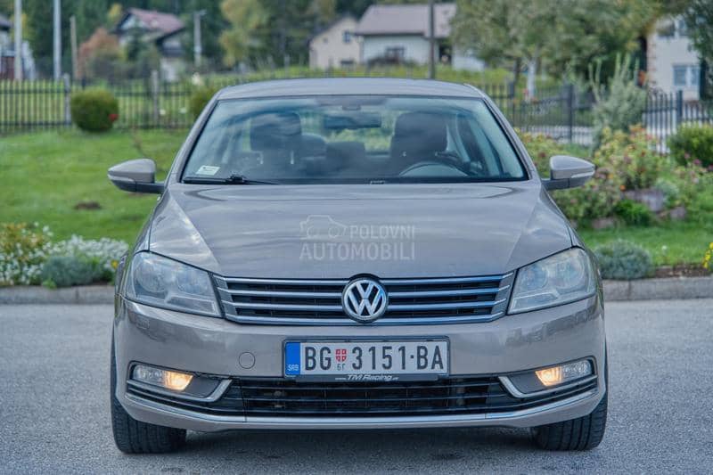 Volkswagen Passat B7  Volkswagen Passat B7