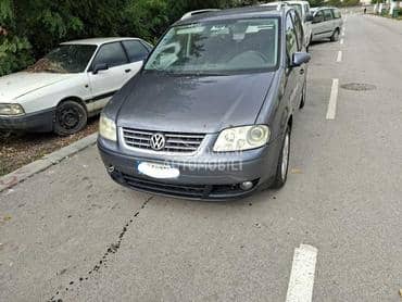 limarija hauba krilo xenon far za Volkswagen Touran od 2004. do 2006. god.