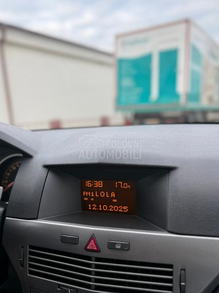 Opel Astra H 