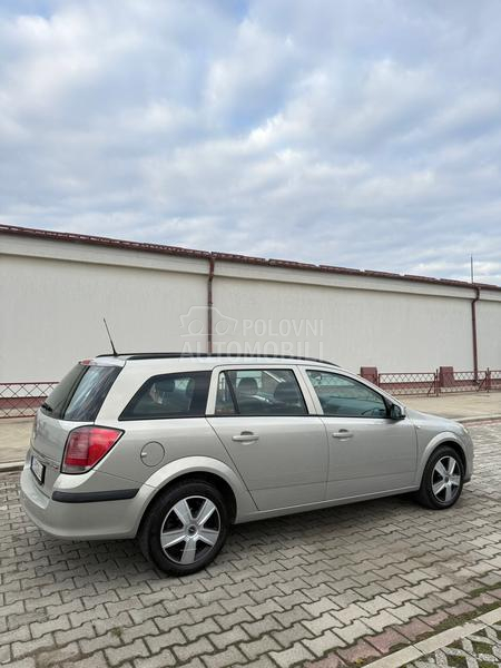 Opel Astra H 