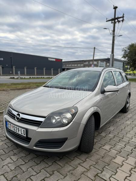 Opel Astra H 