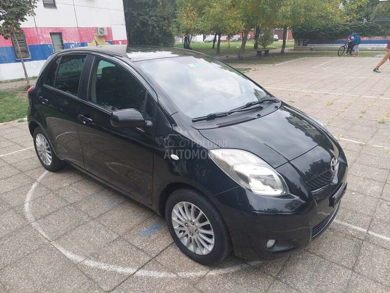 Toyota Yaris 1.33 VVT-i/CH