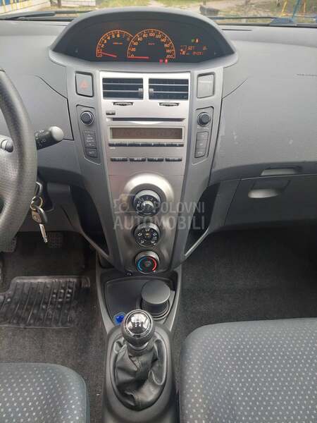 Toyota Yaris 1.33 VVT-i/CH