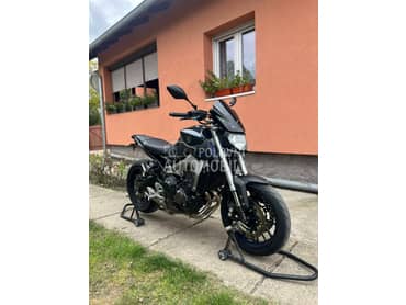 Yamaha mt09