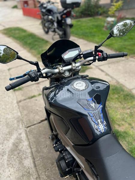 Yamaha mt09