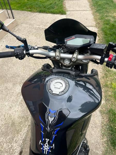 Yamaha mt09