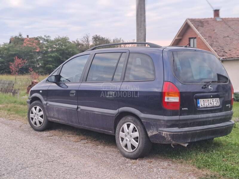 Opel Zafira 