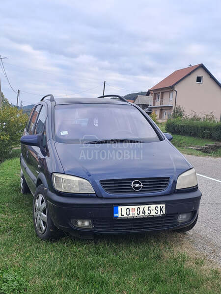 Opel Zafira 