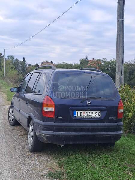 Opel Zafira 