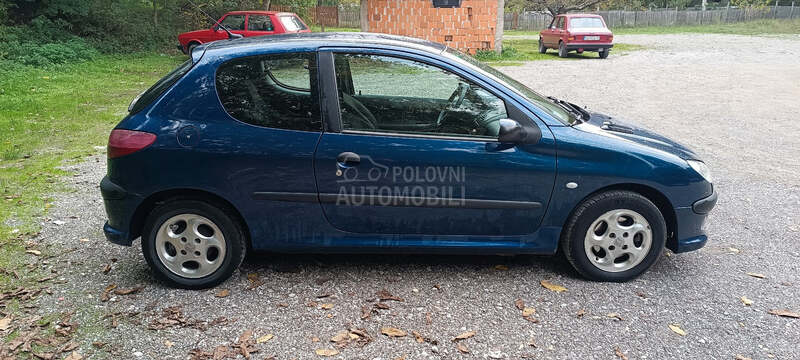 Peugeot 206 