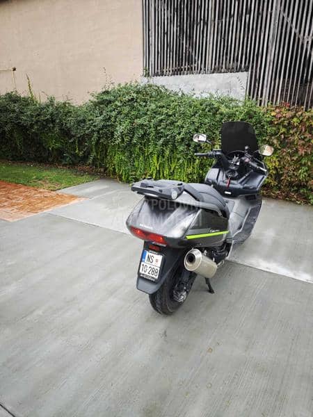 Honda Silver Wing FJS 400