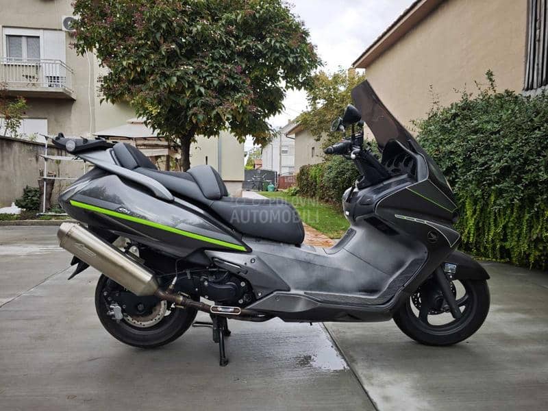 Honda Silver Wing FJS 400