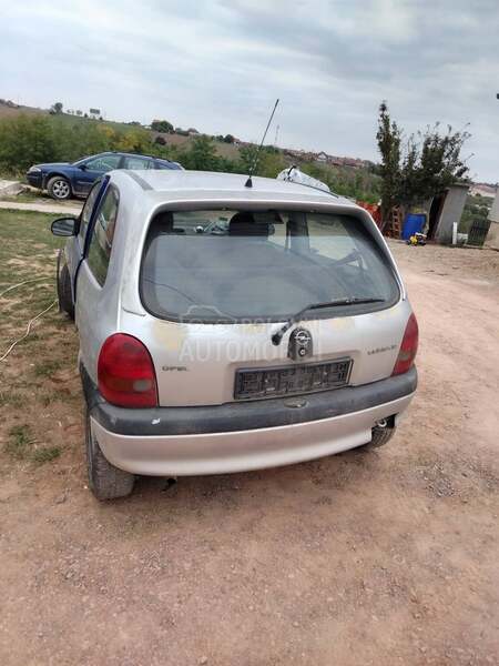 Opel Corsa B 
