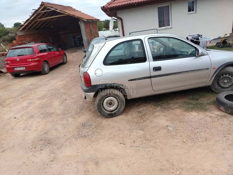 Opel Corsa B 