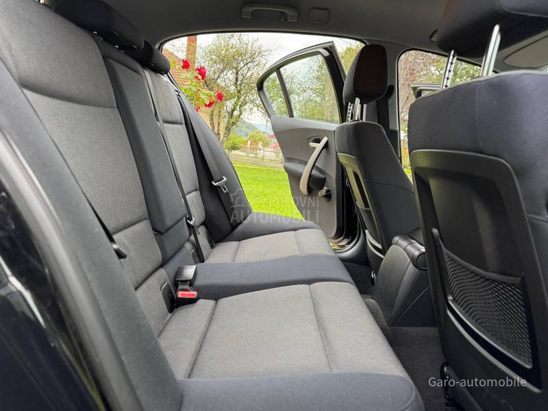 BMW 118 2.0D SVAJCARSKA NOV