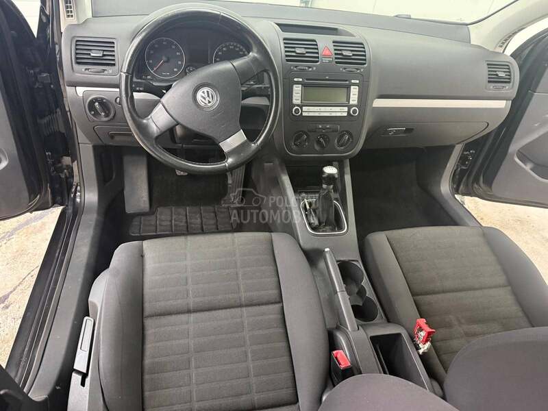 Volkswagen Golf 5 1 48000 k m