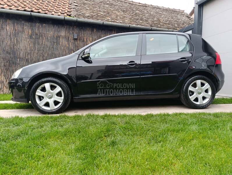 Volkswagen Golf 5 1 48000 k m