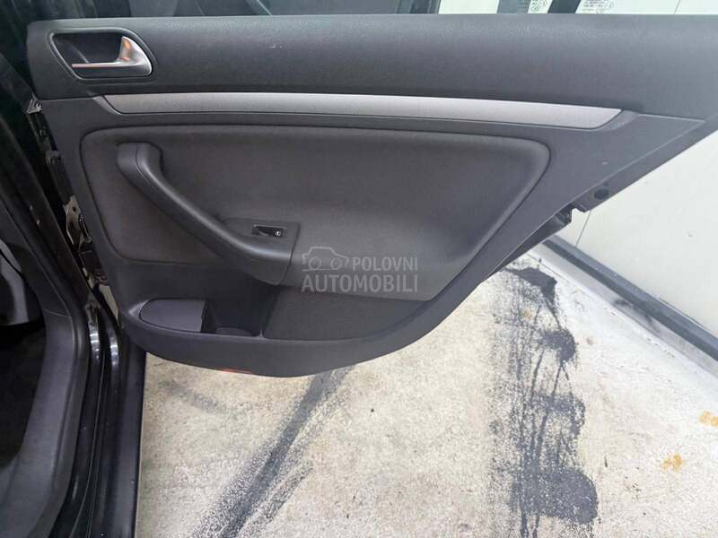 Volkswagen Golf 5 1 48000 k m