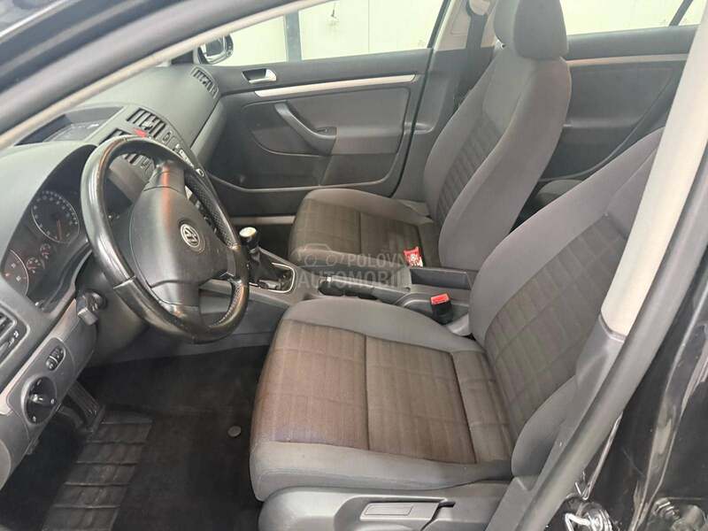 Volkswagen Golf 5 1 48000 k m