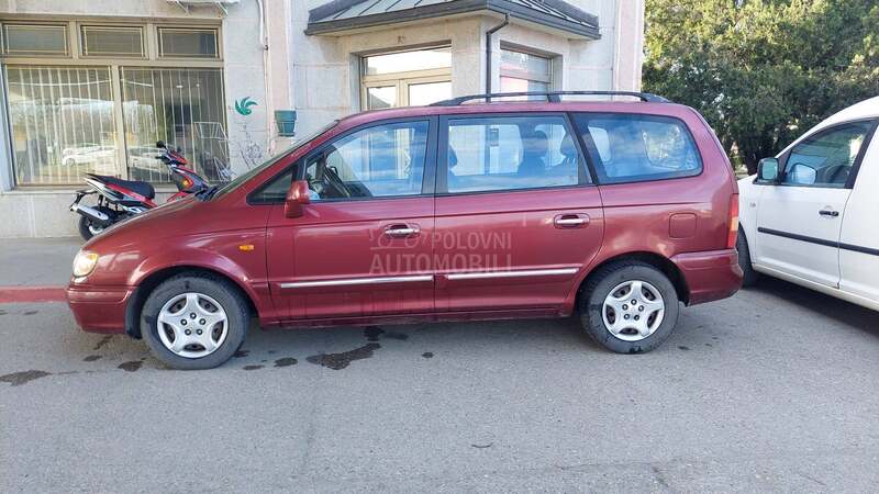 Hyundai Trajet 