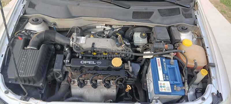 Opel Astra G 1.6 8 v