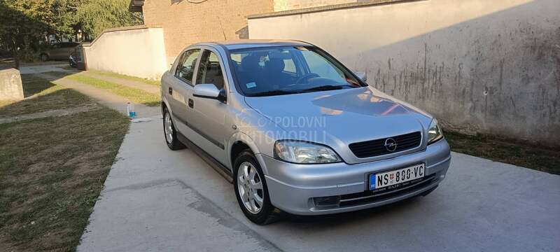 Opel Astra G 1.6 8 v