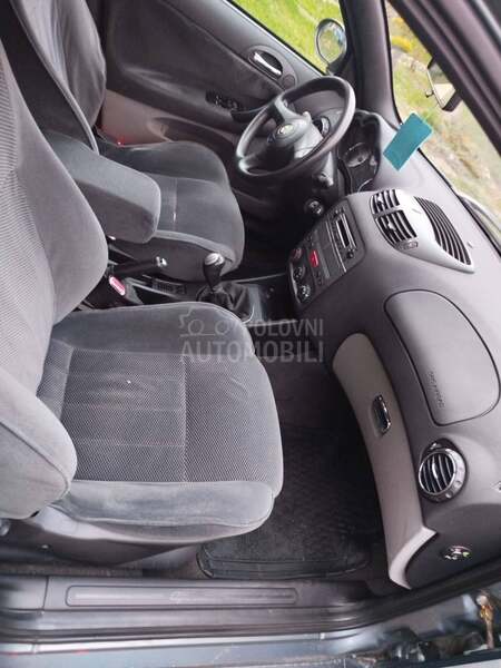 Alfa Romeo 147 1.6 Twin Spark