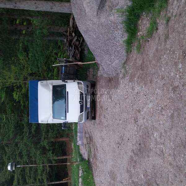 Mercedes Benz sprinter