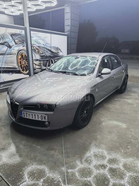Alfa Romeo 159 