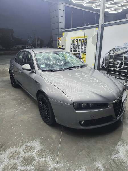 Alfa Romeo 159 