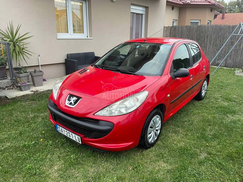 Peugeot 206 plus 1.1 b Young