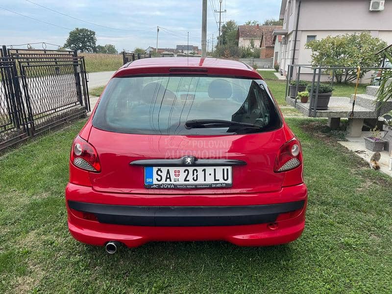 Peugeot 206 plus 1.1 b Young