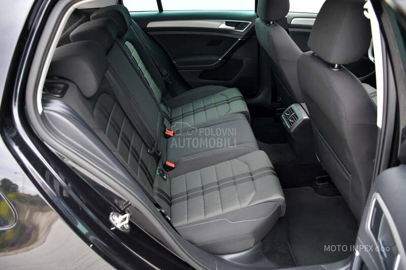 Volkswagen Golf 7 1.4 TSI/R/DSG/CH