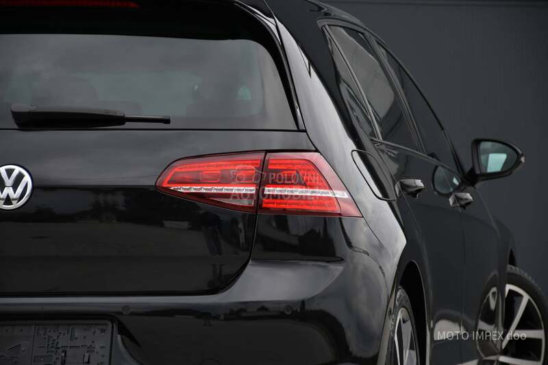 Volkswagen Golf 7 1.4 TSI/R/DSG/CH