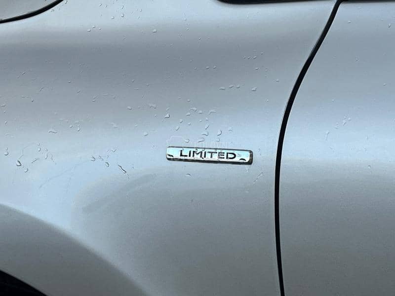 Renault Clio 0.9 LIMITED