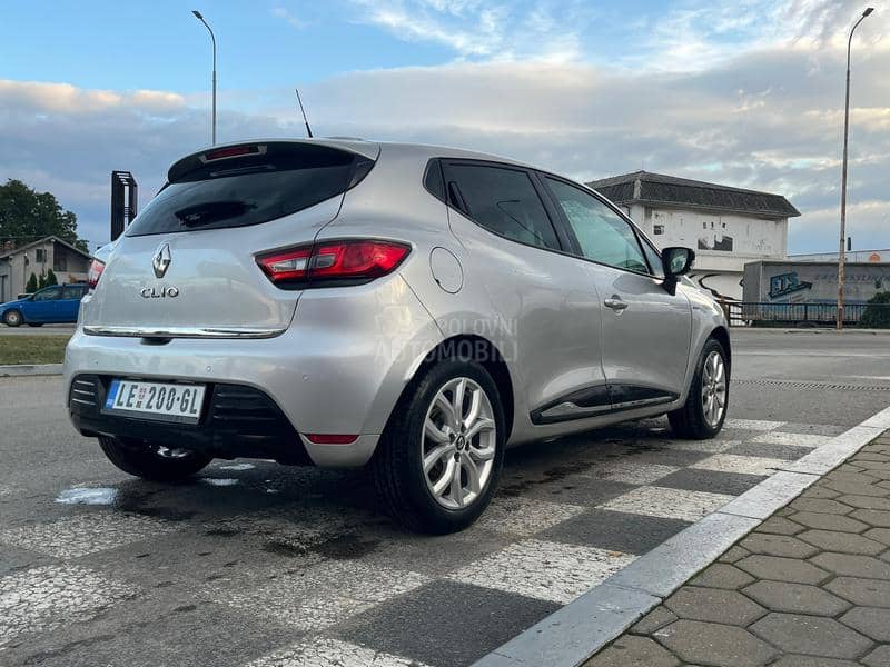 Renault Clio 0.9 LIMITED