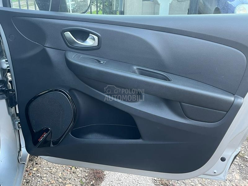 Renault Clio 0.9 LIMITED Renault Clio 0.9 LIMITED