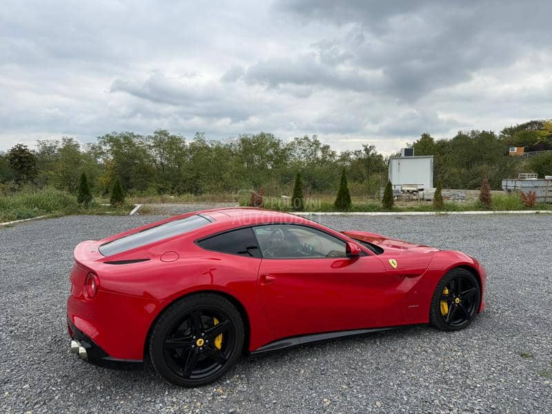 Ferrari F12 Novitec