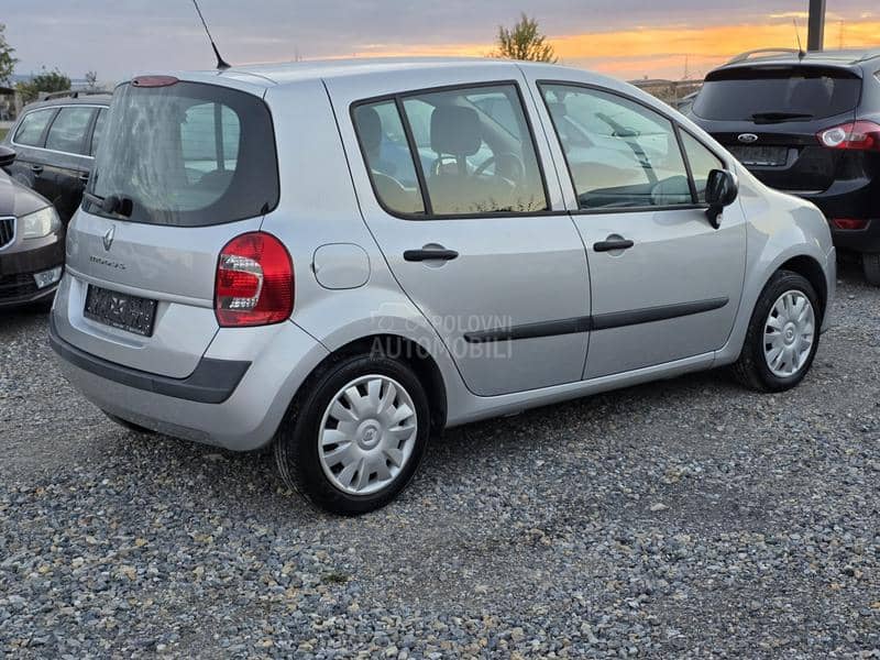 Renault Modus 1.2 b