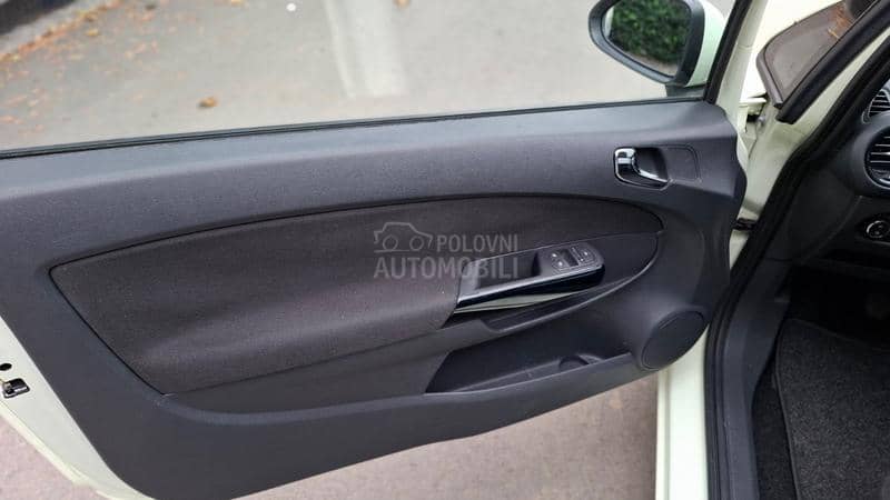 Opel Corsa D 1.2