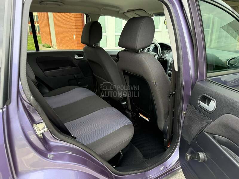 Ford Fusion EcoSport