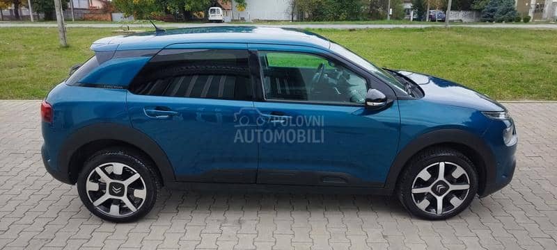 Citroen C4 Cactus 1.5 BlueHdi SHINE