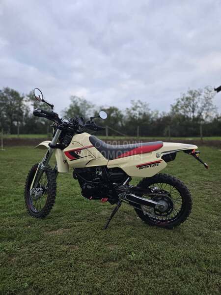 Yamaha TT600