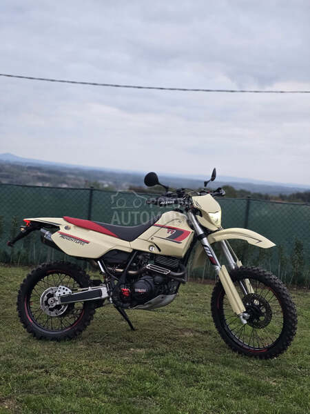 Yamaha TT600