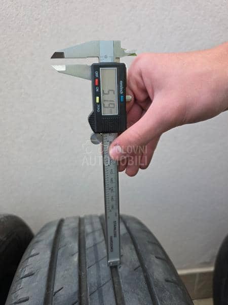 Goodyear 215/60 R17 Letnja