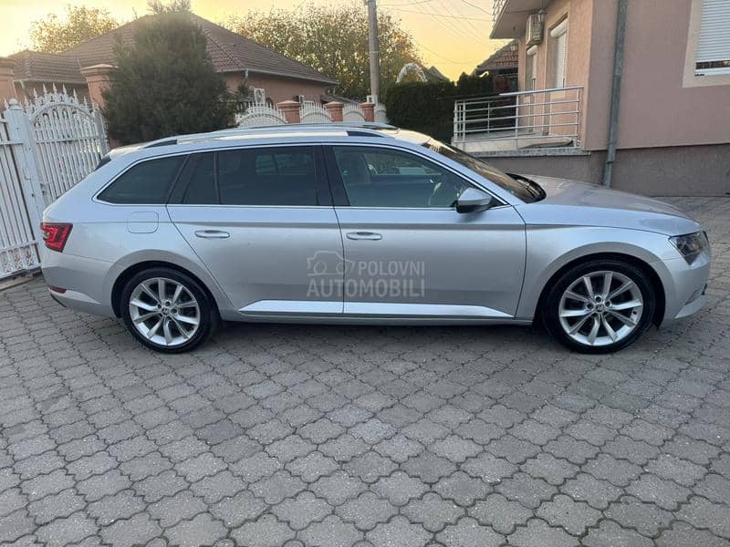 Škoda Superb 2.0TDI DSG/PANO