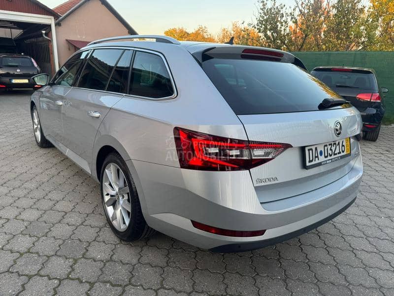 Škoda Superb 2.0TDI DSG/PANO