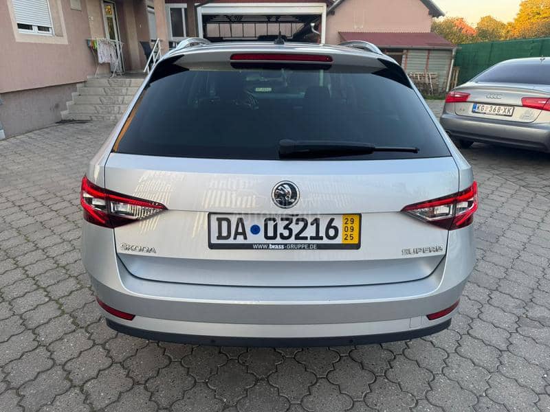 Škoda Superb 2.0TDI DSG/PANO